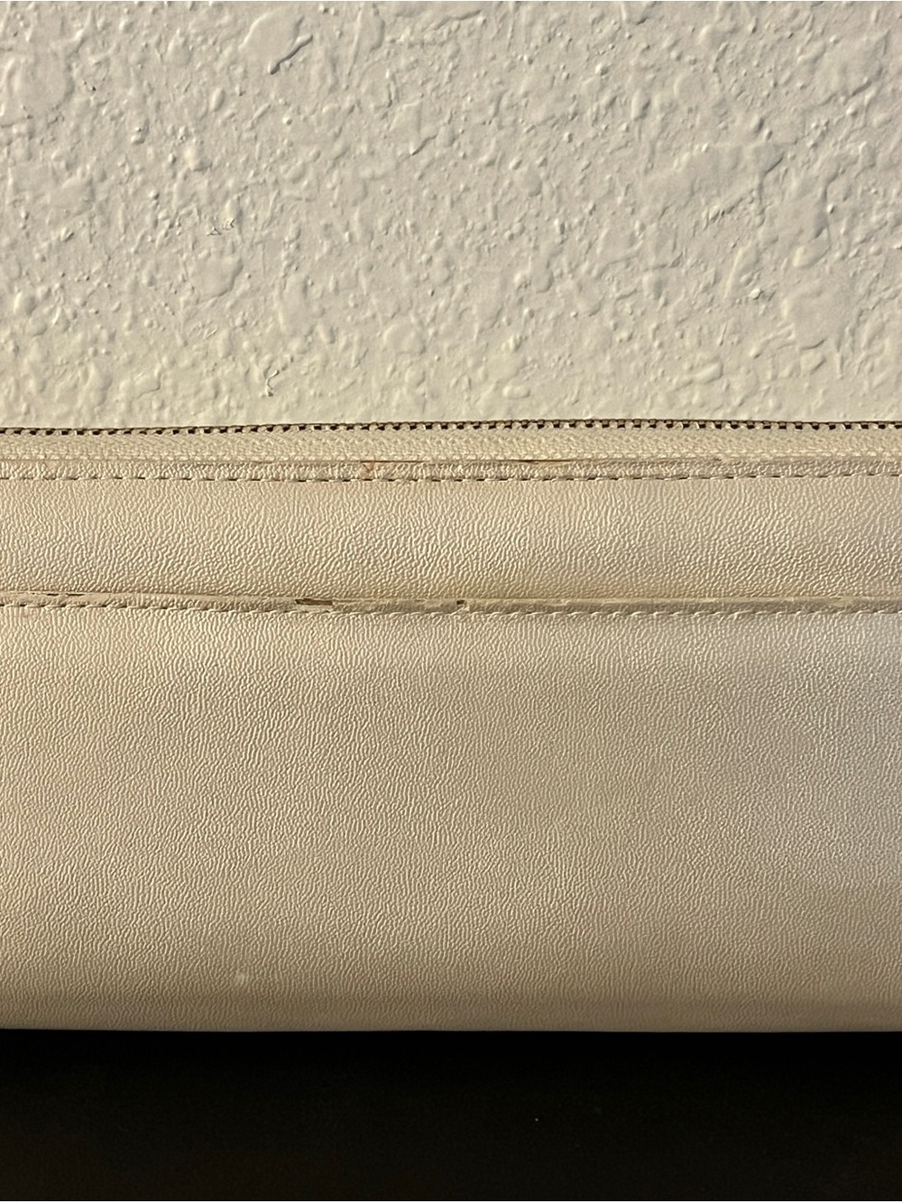 White Floral Accent Women's Wallet with Gold Details - Picture 5 of 11